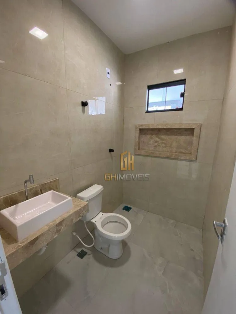 Casa, 4 quartos, 214 m² - Foto 1