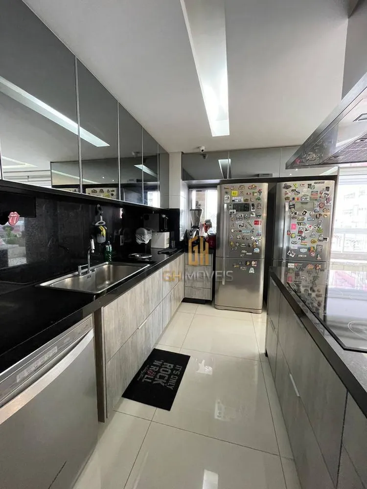 Apartamento, 3 quartos, 150 m² - Foto 1