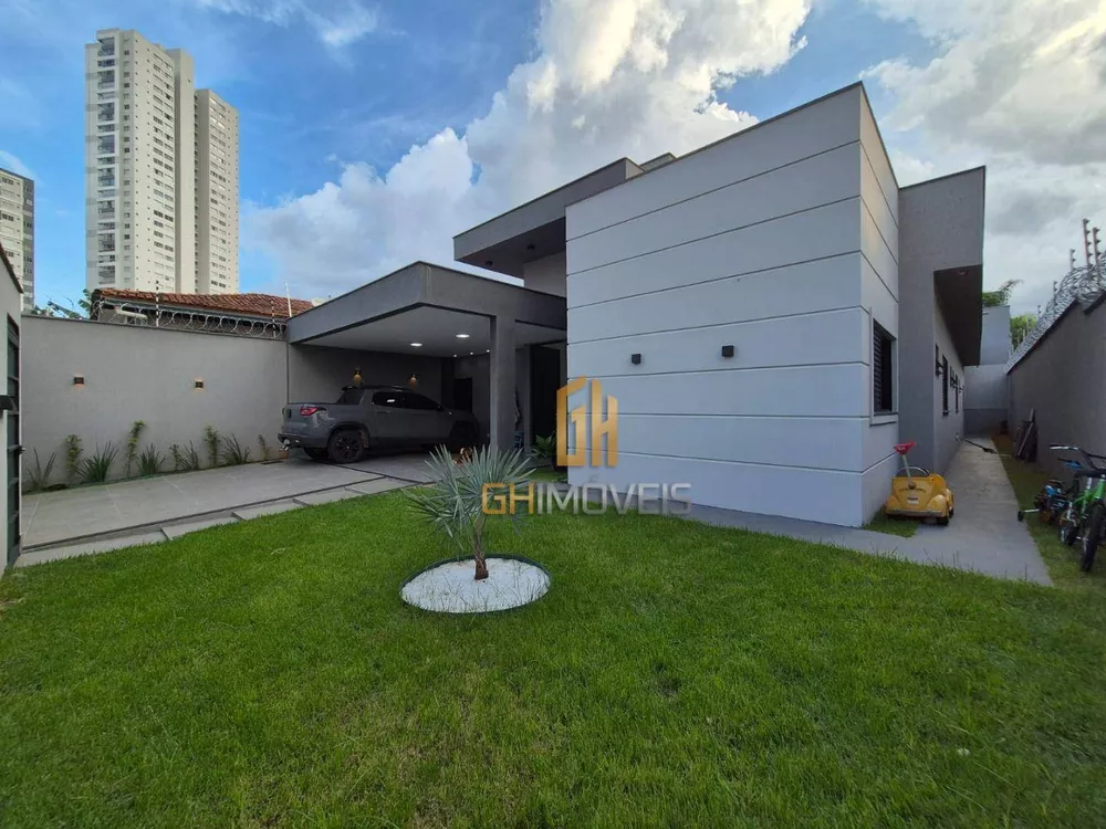 Casa à venda com 4 quartos, 251m² - Foto 4