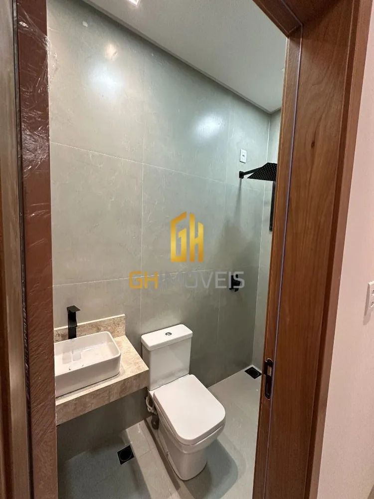 Casa, 4 quartos, 175 m² - Foto 1
