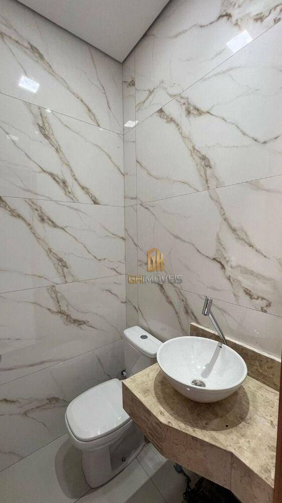 Casa à venda com 3 quartos, 156m² - Foto 2