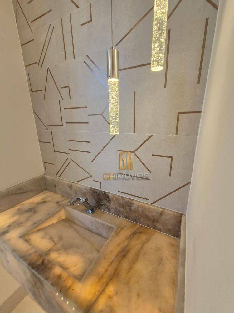 Sobrado, 4 quartos, 205 m² - Foto 1