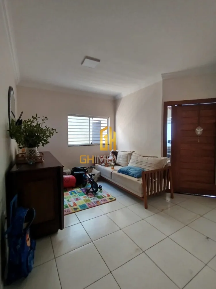 Casa, 4 quartos, 235 m² - Foto 2