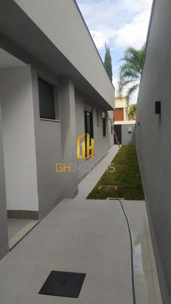 Casa, 4 quartos, 220 m² - Foto 2