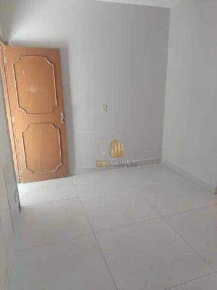 Casa à venda com 4 quartos, 245m² - Foto 4