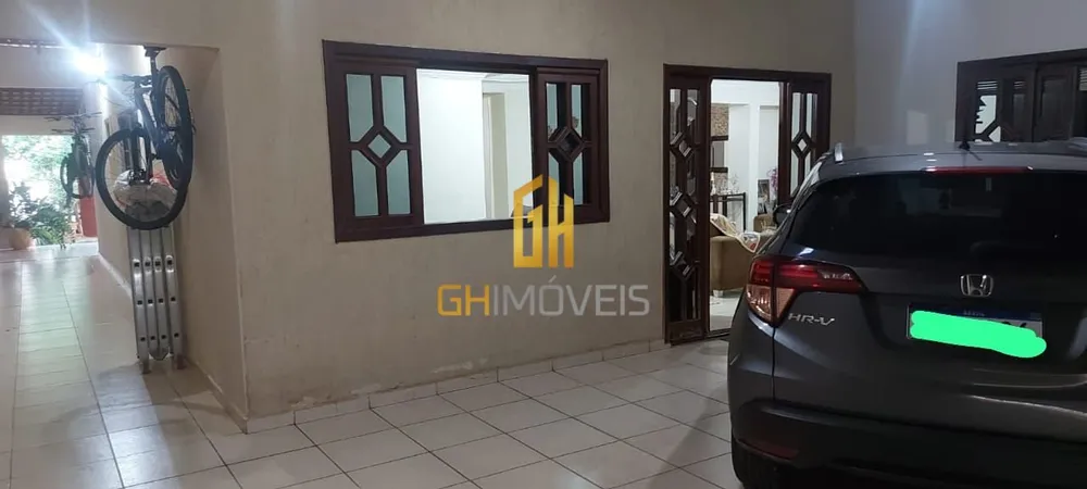 Casa, 4 quartos, 266 m² - Foto 2