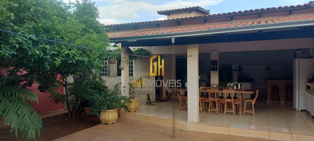Casa, 4 quartos, 266 m² - Foto 4