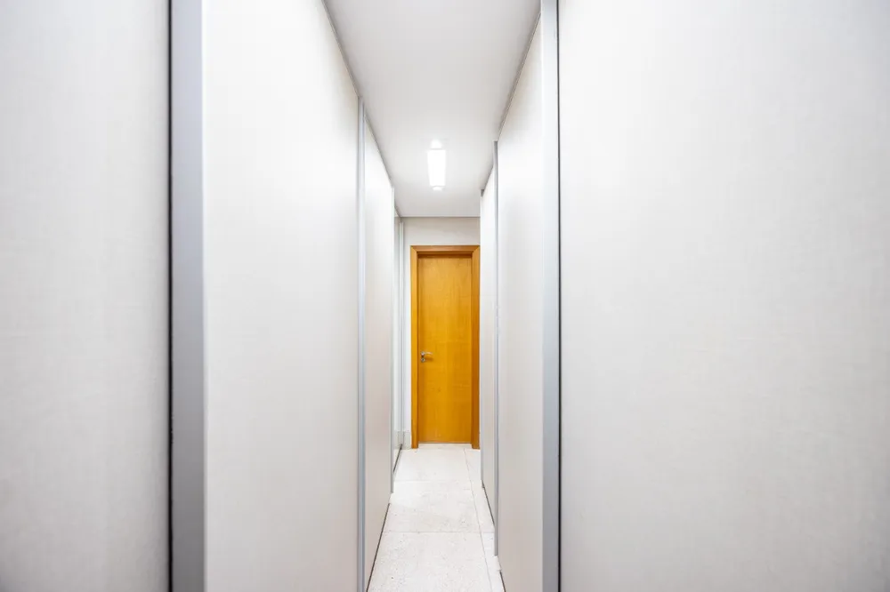 Apartamento, 3 quartos, 210 m² - Foto 2