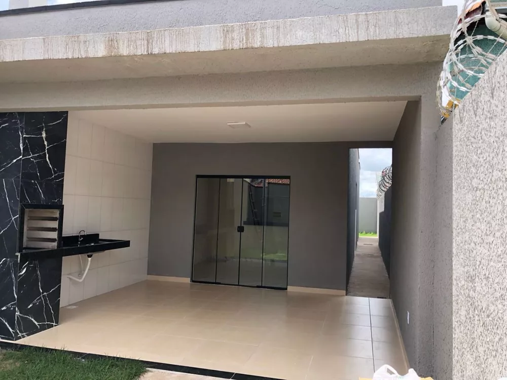 Casa à venda com 2 quartos, 88m² - Foto 1