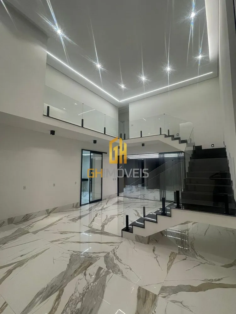 Sobrado, 4 quartos, 325 m² - Foto 1