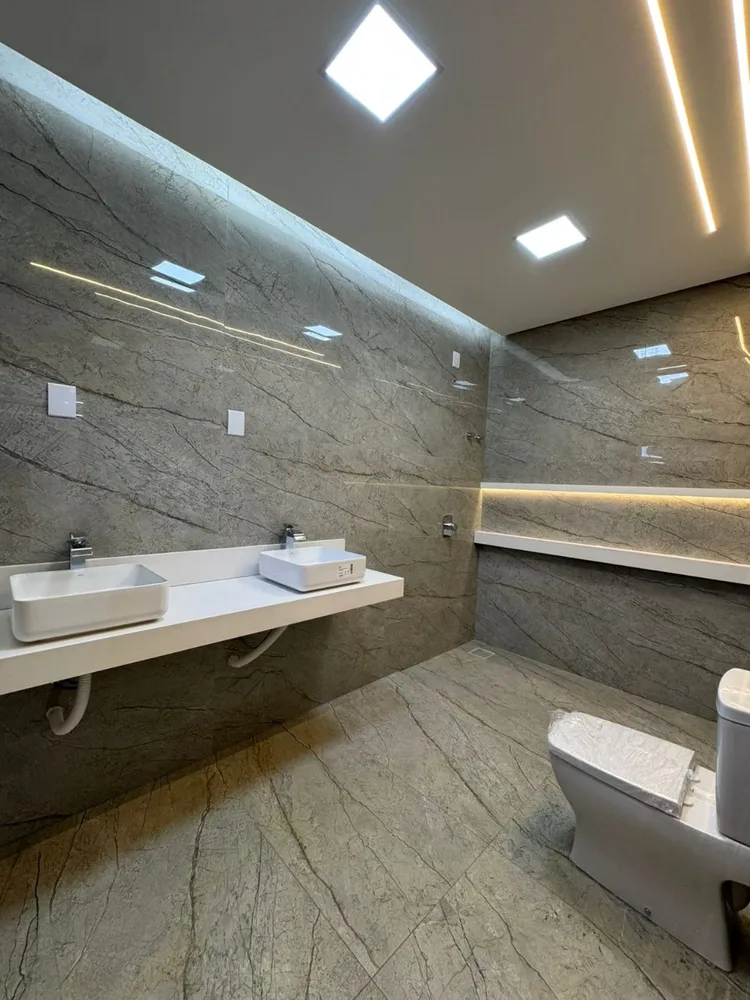 Casa, 3 quartos, 196 m² - Foto 1