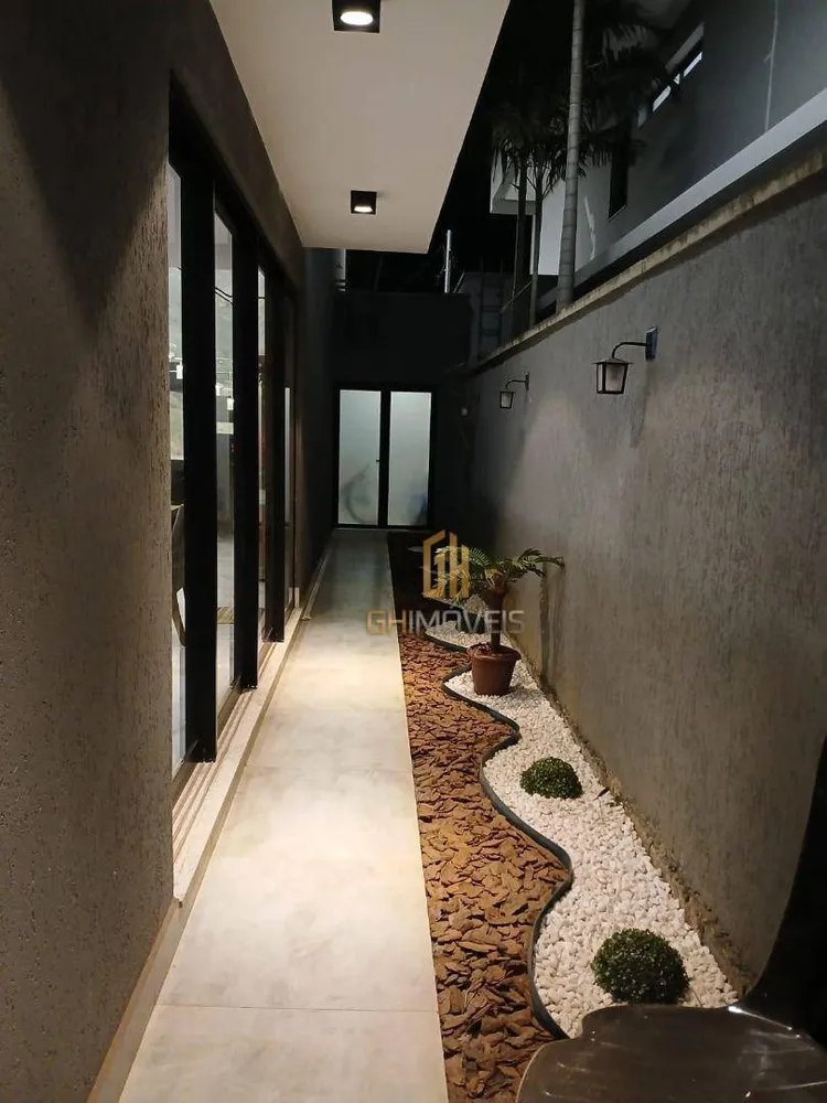 Sobrado, 5 quartos, 260 m² - Foto 1