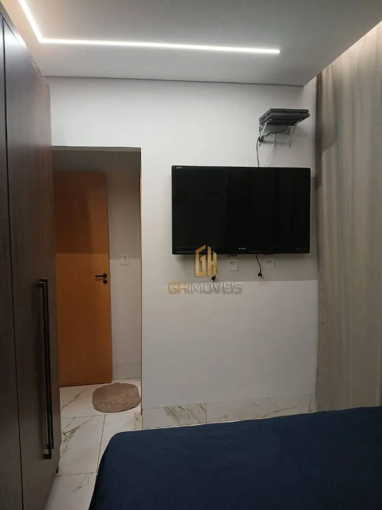 Sobrado, 5 quartos, 260 m² - Foto 2