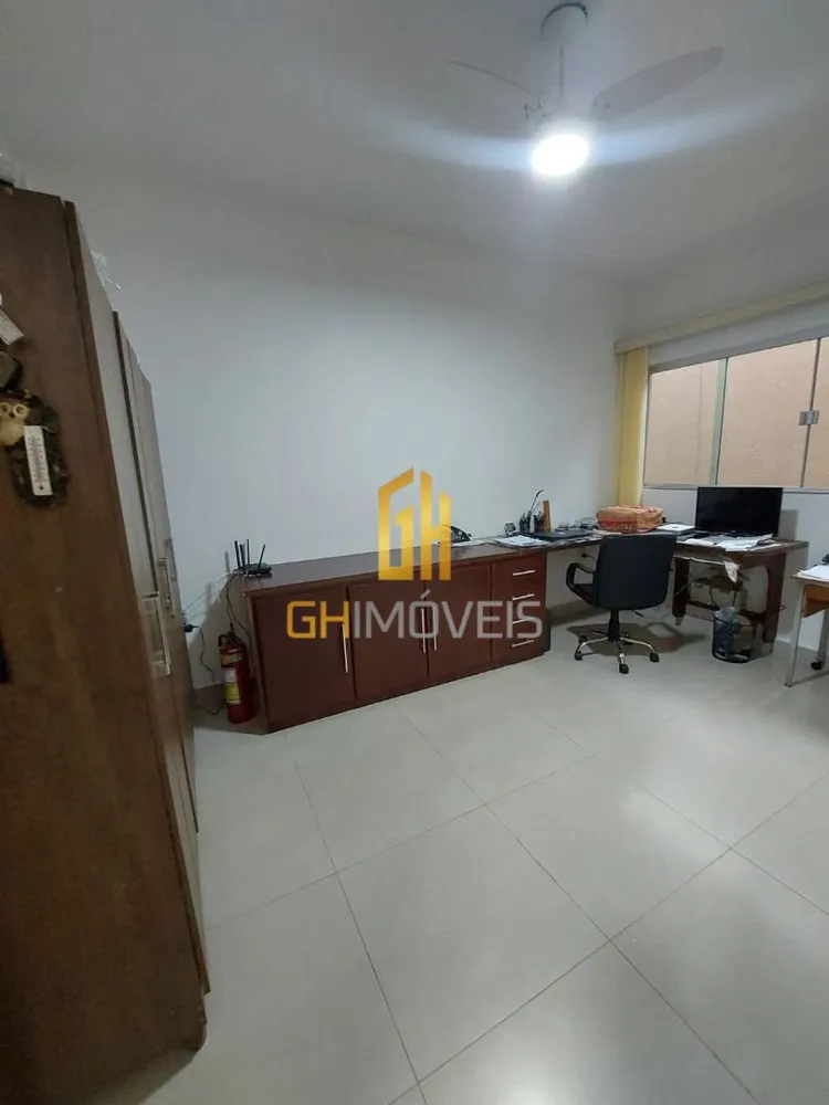 Casa, 3 quartos, 208 m² - Foto 4