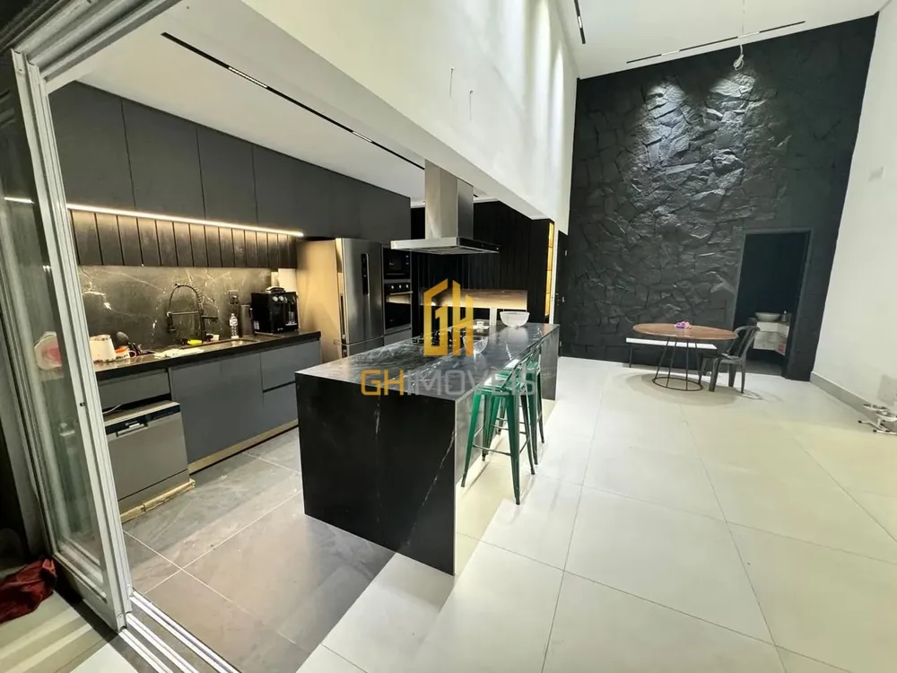 Apartamento, 3 quartos, 132 m² - Foto 1