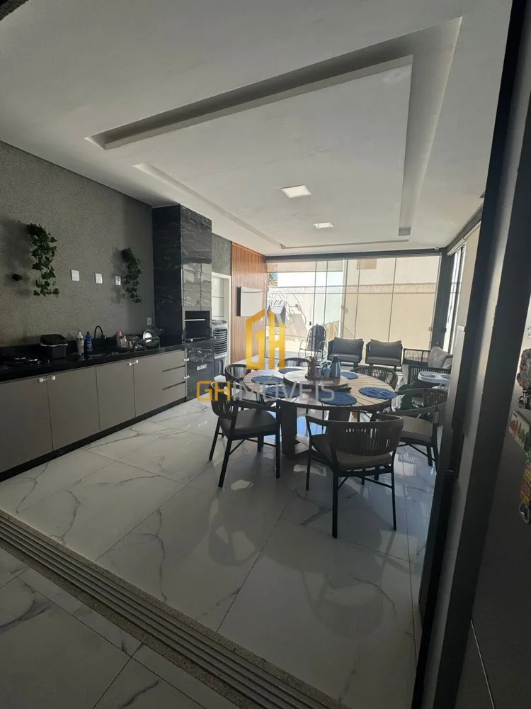 Casa, 4 quartos, 221 m² - Foto 3