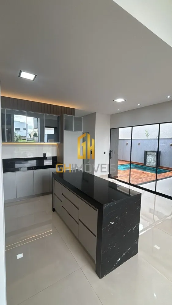 Casa, 3 quartos, 158 m² - Foto 1