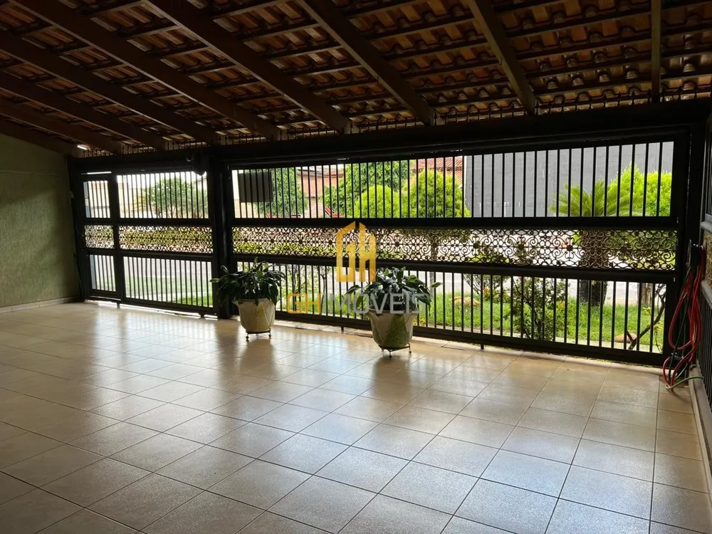 Casa, 3 quartos, 200 m² - Foto 2