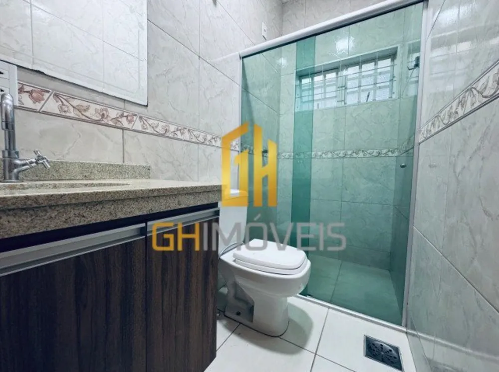 Casa, 3 quartos, 270 m² - Foto 1