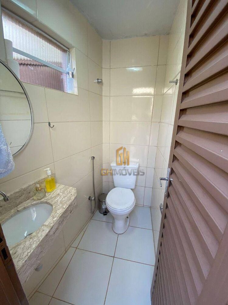 Casa, 2 quartos, 237 m² - Foto 1