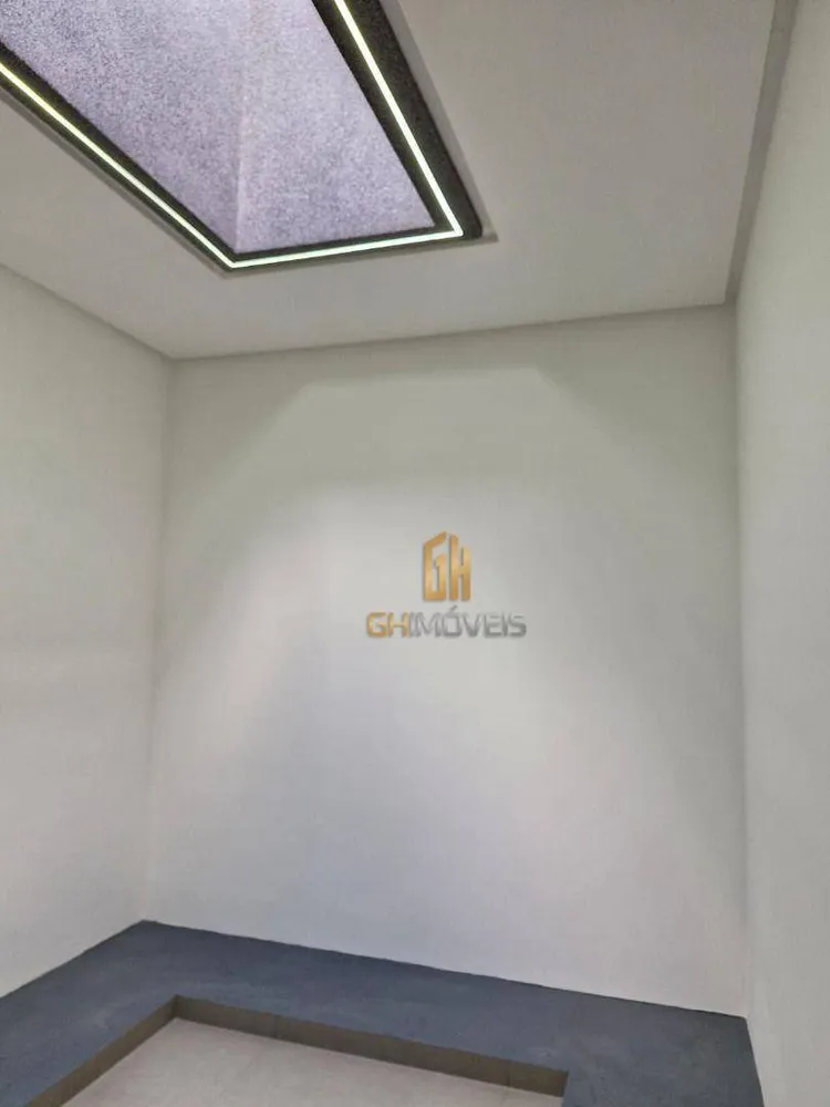 Casa, 4 quartos, 238 m² - Foto 4