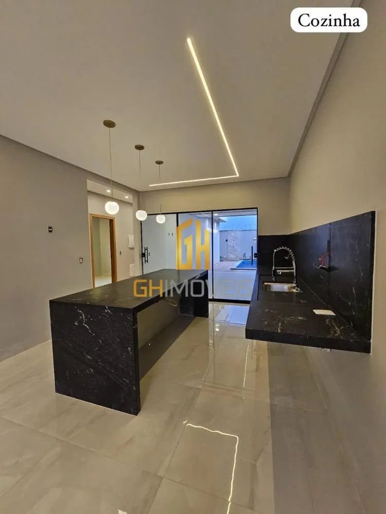 Casa, 4 quartos, 217 m² - Foto 2