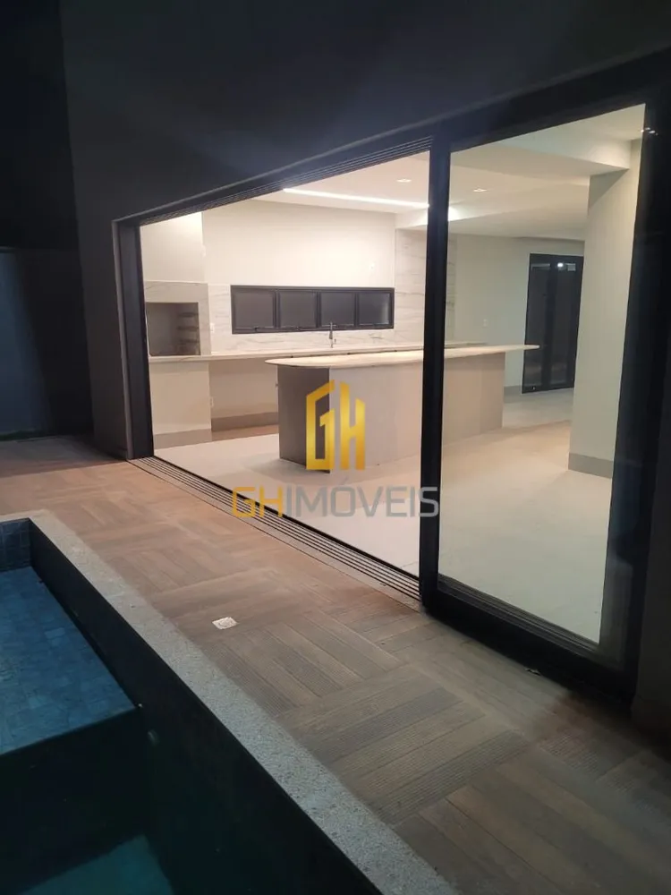 Sobrado, 4 quartos, 210 m² - Foto 1
