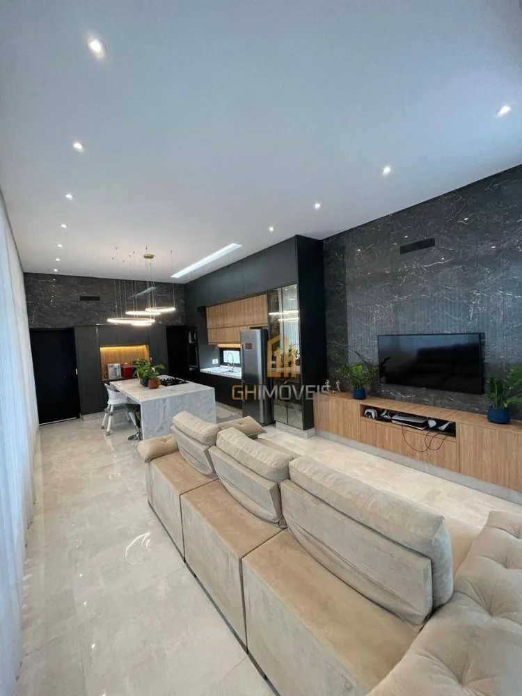 Sobrado, 3 quartos, 438 m² - Foto 2