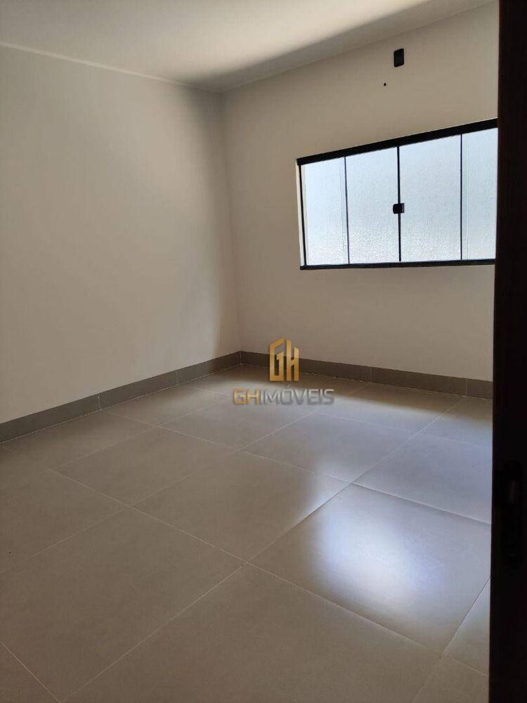 Casa à venda com 3 quartos, 110m² - Foto 2