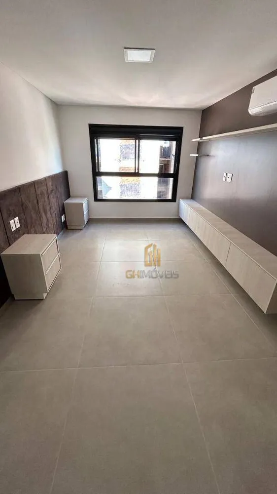 Apartamento, 3 quartos, 140 m² - Foto 2