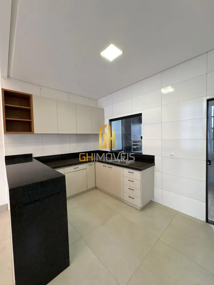 Casa, 3 quartos, 126 m² - Foto 1