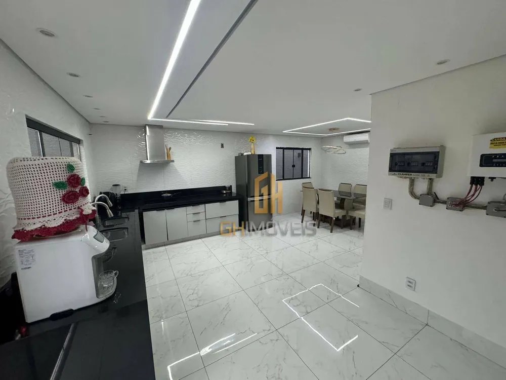 Casa, 3 quartos, 280 m² - Foto 3
