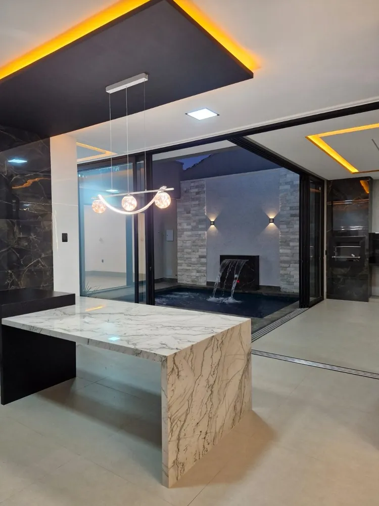Casa, 3 quartos, 238 m² - Foto 3