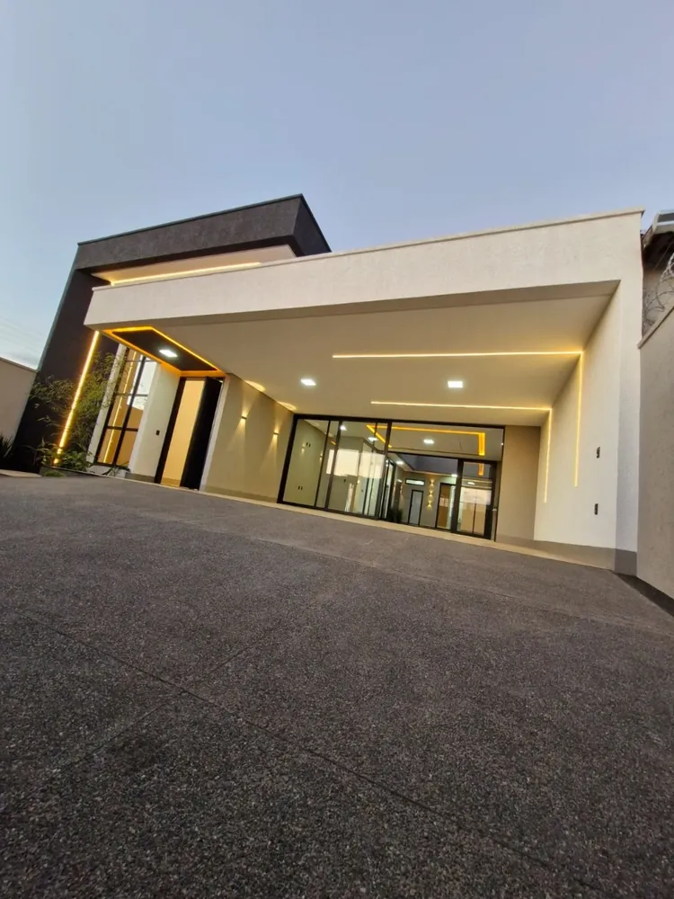 Casa, 3 quartos, 238 m² - Foto 2