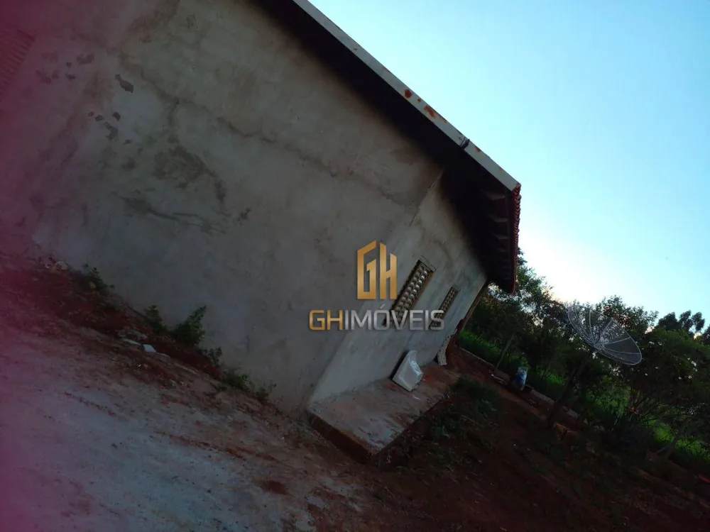 Chácara, 3 quartos, 4000 m² - Foto 1