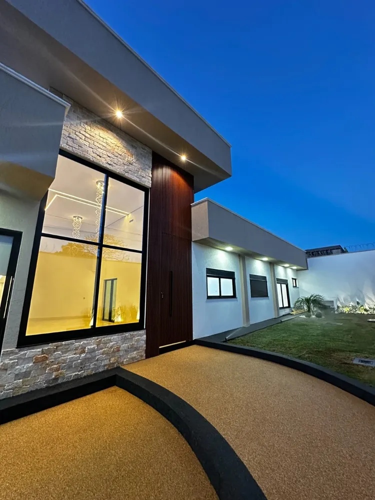 Casa, 3 quartos, 208 m² - Foto 1