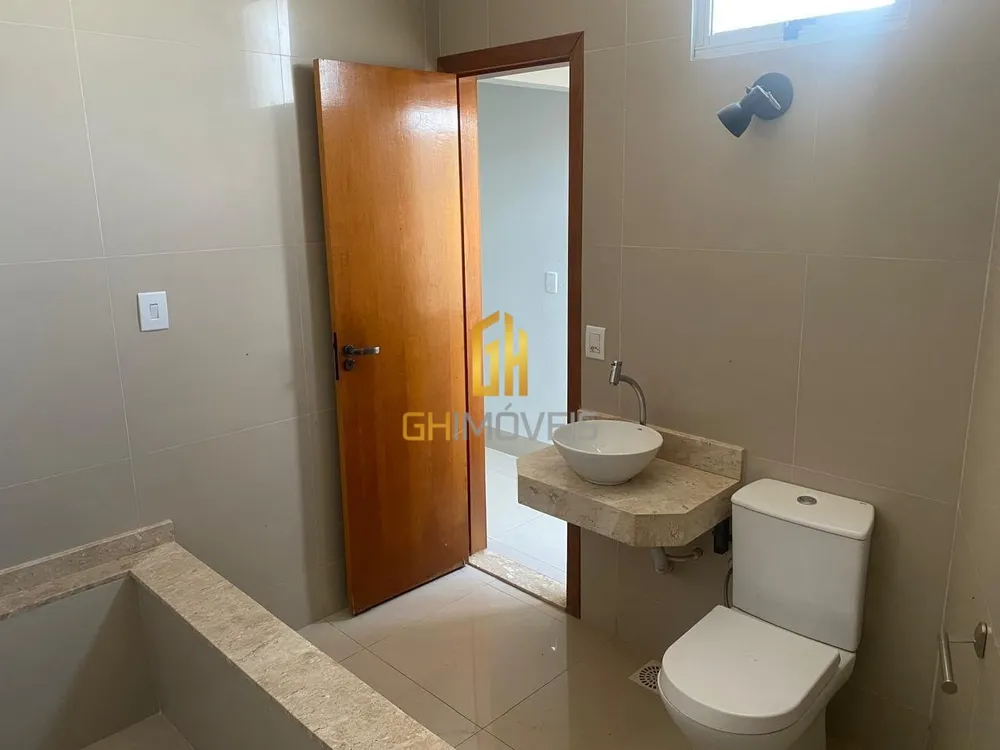 Casa, 3 quartos, 178 m² - Foto 2