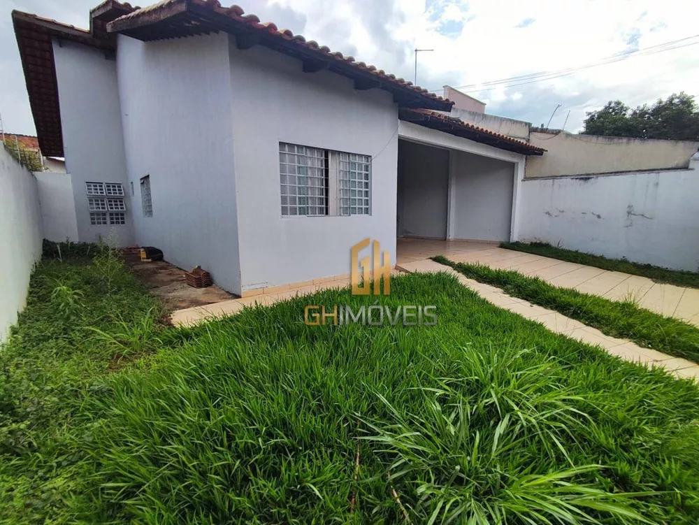 Casa à venda com 3 quartos, 220m² - Foto 2