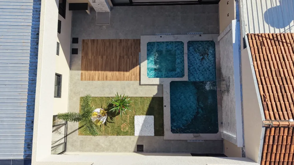 Casa, 3 quartos, 234 m² - Foto 2