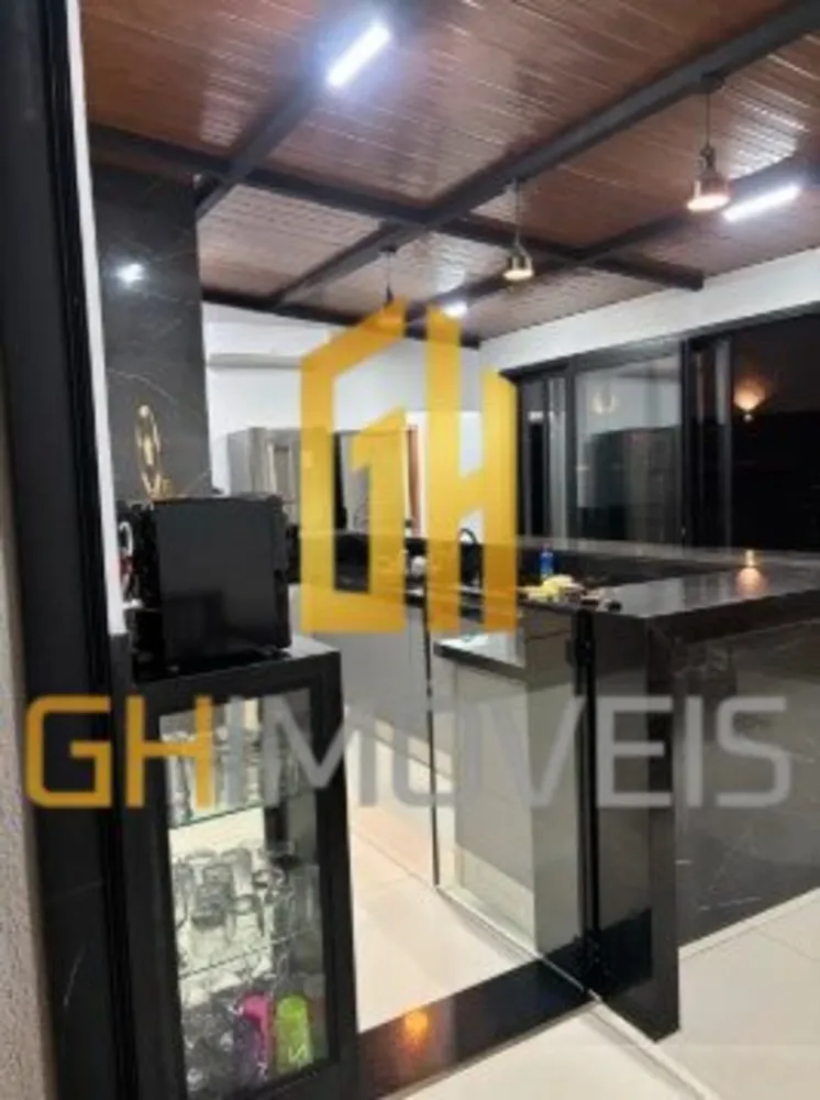 Casa, 3 quartos, 240 m² - Foto 1