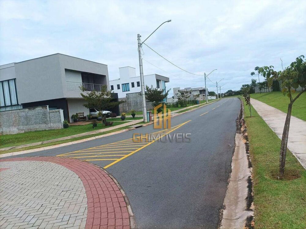 Sobrado, 3 quartos, 223 m² - Foto 1