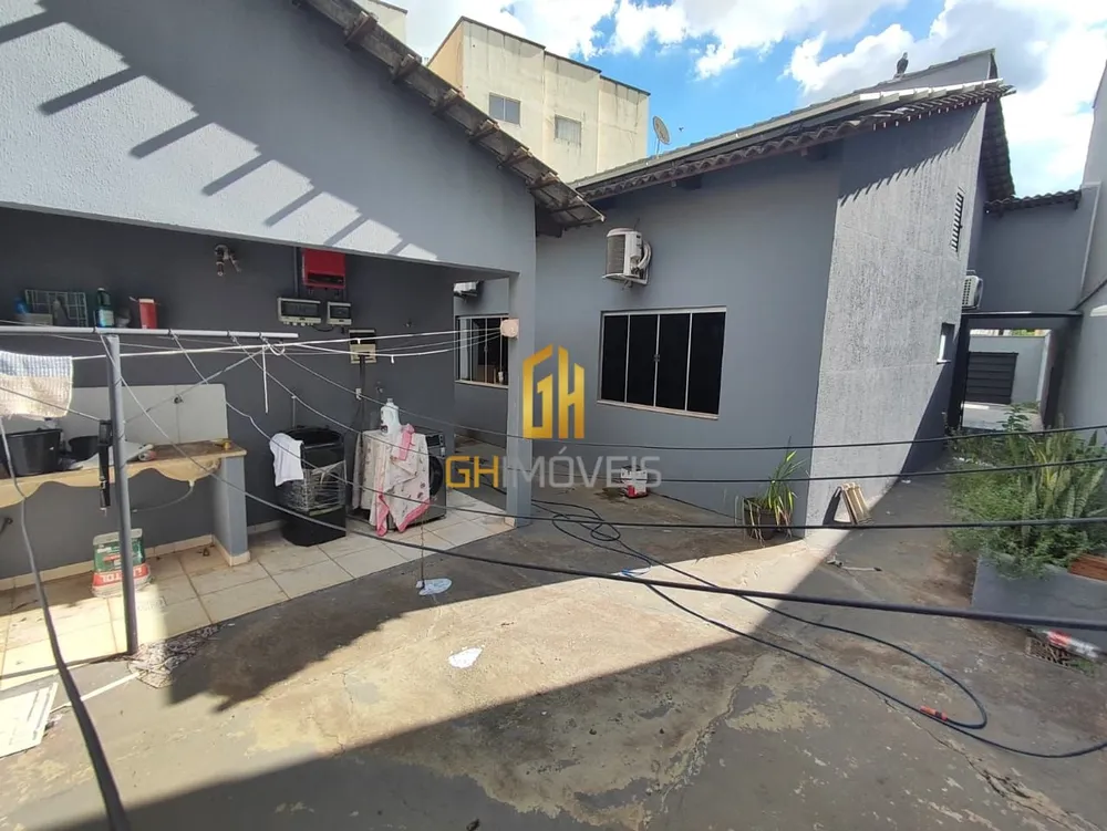 Casa, 3 quartos, 223 m² - Foto 3