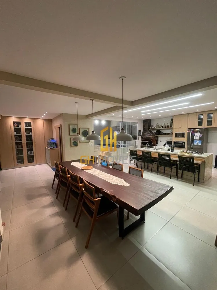 Casa, 3 quartos, 180 m² - Foto 4
