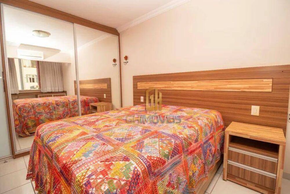 Apartamento à venda com 4 quartos, 209m² - Foto 5
