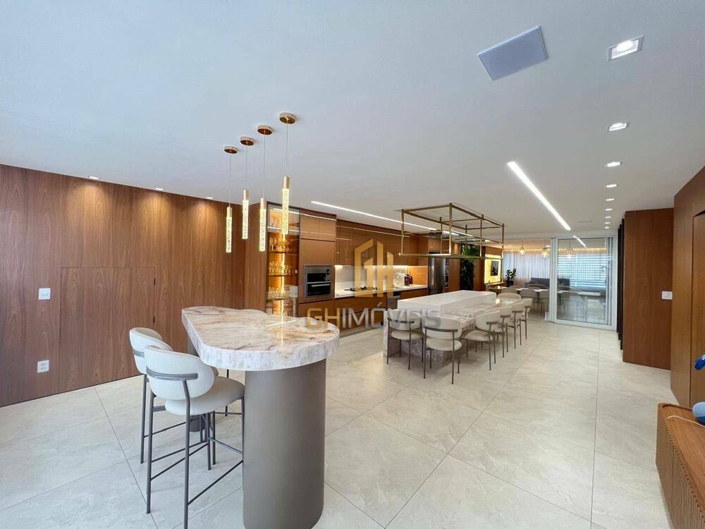 Apartamento, 4 quartos, 256 m² - Foto 1