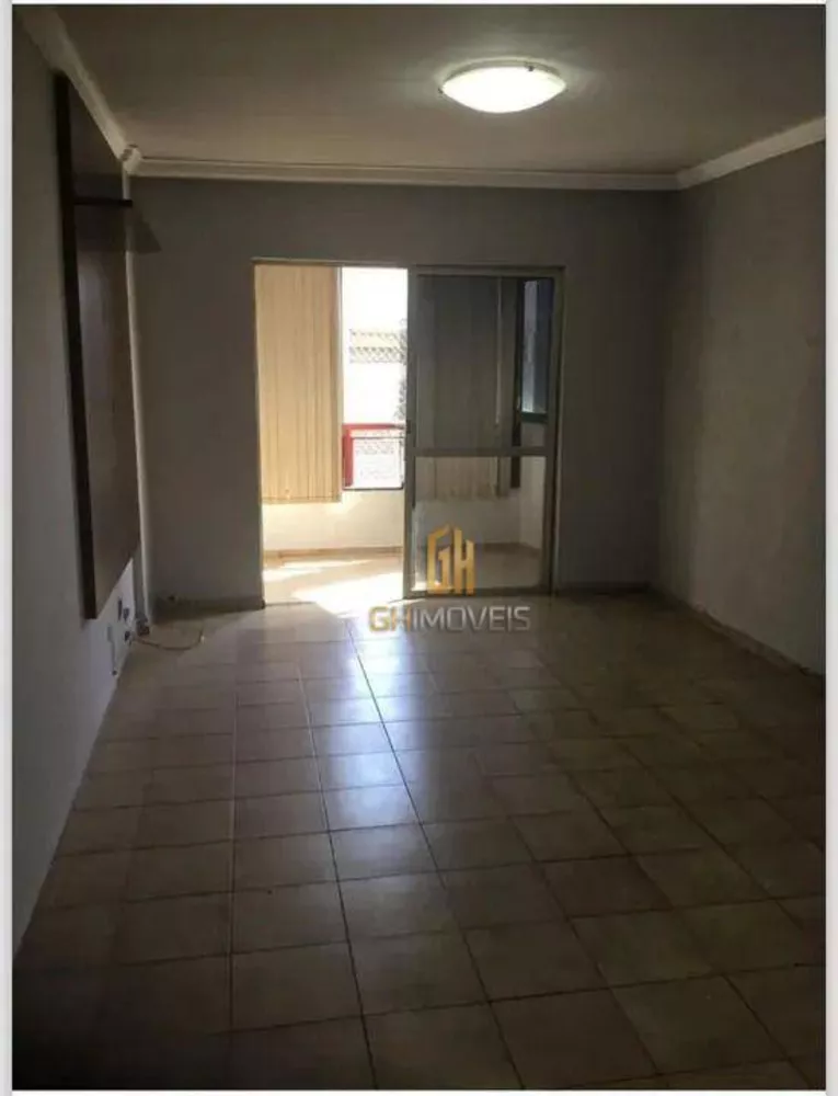 Apartamento à venda com 3 quartos, 87m² - Foto 1