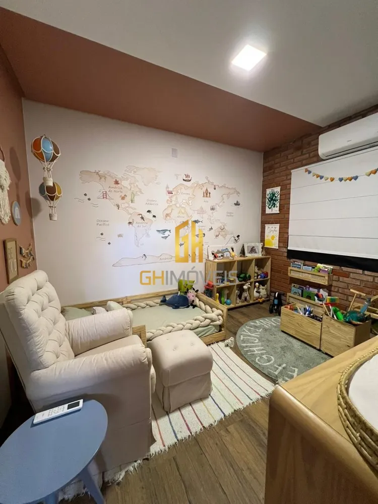 Casa, 3 quartos, 250 m² - Foto 4