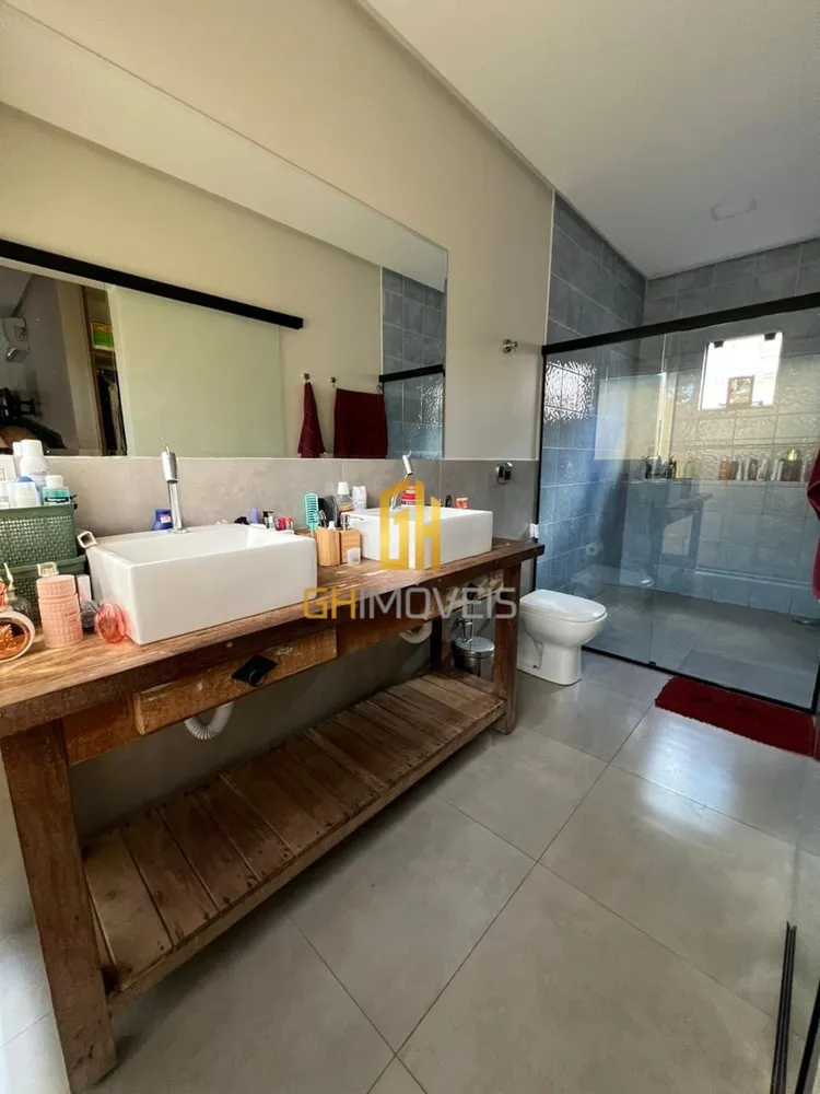 Casa, 3 quartos, 250 m² - Foto 2