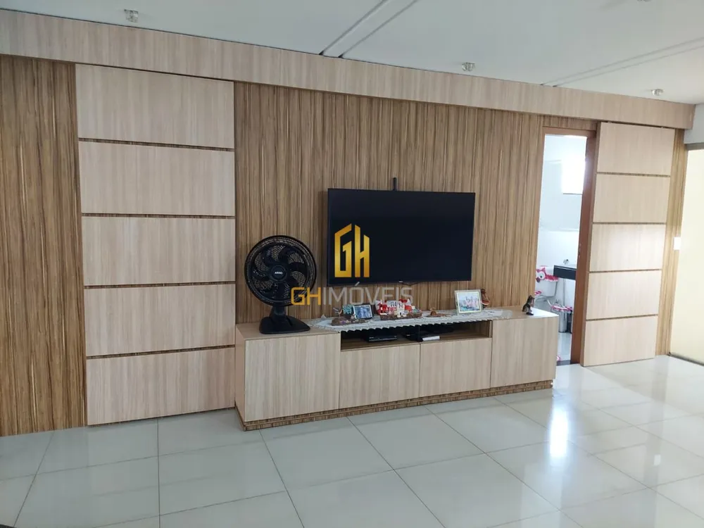 Sobrado, 4 quartos, 226 m² - Foto 1