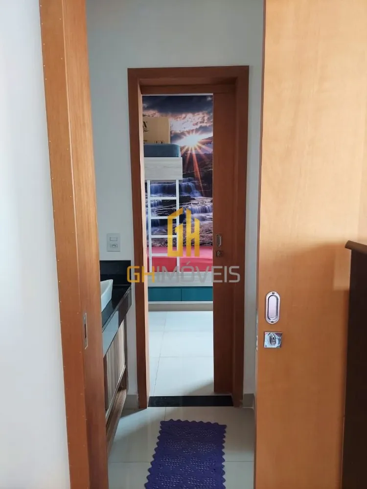 Sobrado, 4 quartos, 226 m² - Foto 2
